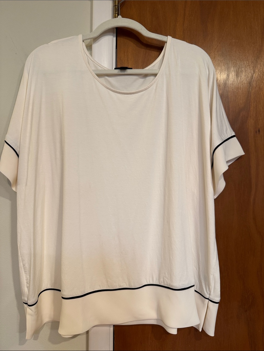 J. Jill Wearever Ivory Women's Relaxed Short Sleeve Top with Contrast Piping